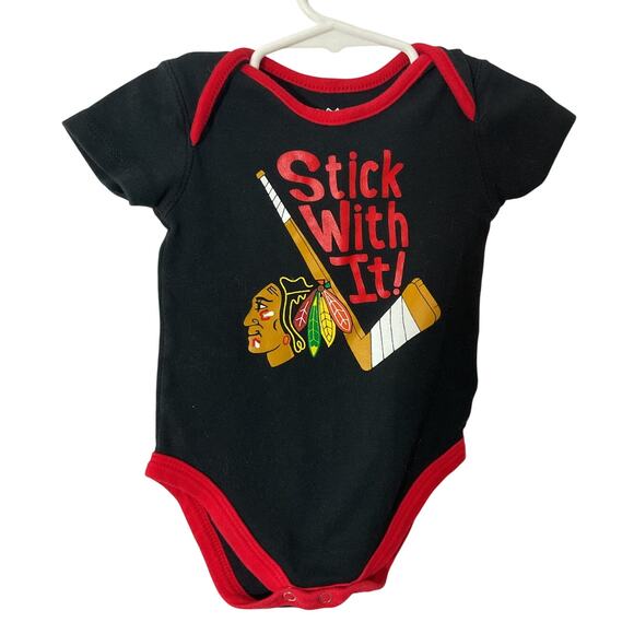 New NHL Blackhawks 6/9 Months One Piece “Stick With It” - Picture 2 of 5